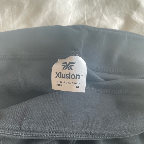 SUPER COMFY 2016 Cubs World Series black leggings. Brand new, never worn. - Picture 3 of 4